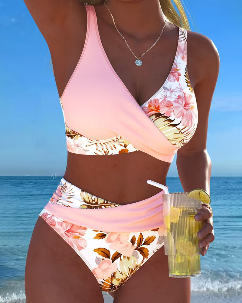 Jolina | Bikini floral qui ne passe pas inaperçu