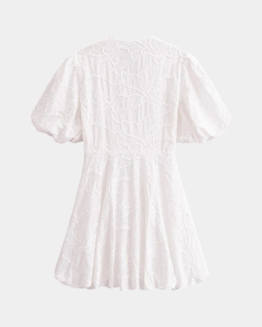 Anastasie | Robe mini brodées à manches volantées